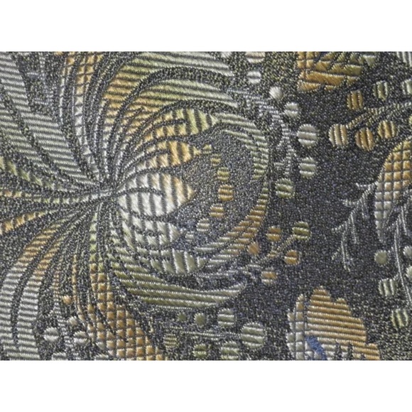 Joseph Abboud Men’s Floral Necktie Made in Italy - Picture 2 of 7